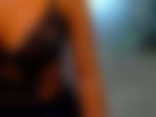 Live cam show with Rafaelle - Latina Petite on Dolls Live