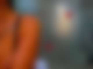 Live cam show with Rafaelle - Brown Hair Petite on Camsoda