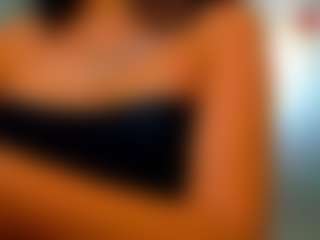 Live cam show with Rafaelle - Big Tits Small Tits on Hubzter Live
