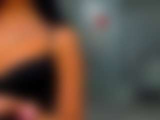 Live cam show with Rafaelle - Petite on Uber Horny