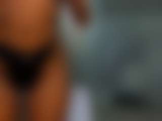 Live cam show with Rafaelle - Bedroom Brown Hair on Camsoda