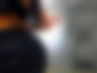 Live cam show with Rafaelle - Public on dropp.cam
