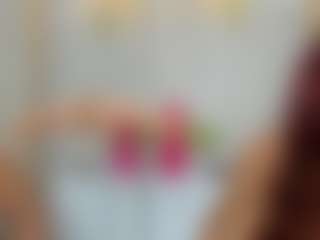 Live cam show with Alana La Latina - Middle Aged on MyBangCams