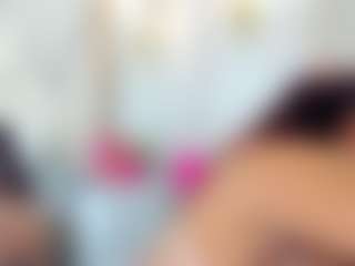 Alana La Latina's Live Sex Cam Show