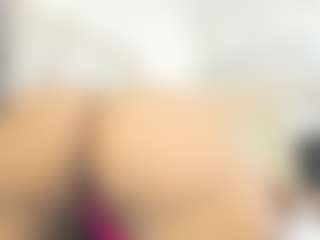 Alana La Latina's Live Sex Cam Show