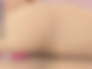 Live cam show with Alana La Latina 🍑 - Tittyfuck on CamwithHer
