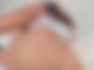 Alana La Latina 🍑's Live Sex Cam Show