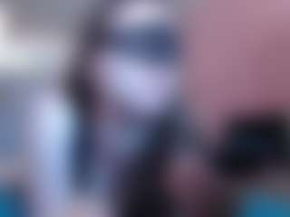 Live cam show with BahamaNight - Tittyfuck on AdultVida.com