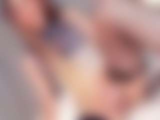 Live cam show with Veroniica-Mist - Drinking on livesuperchat.net