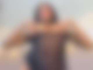 Live cam show with kiara princess - Brown Hair on hrnylive.com