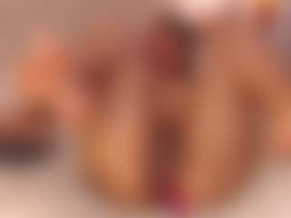 Live cam show with AllyPretty - Double Penetration on livesuperchat.net