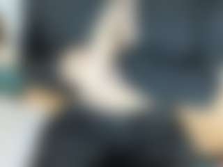 Live cam show with EmmaAndDarling - Camel Toe on Hubzter Live