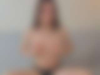 Live cam show with GiselleVillacrusis - Sexy on CamSodaAdn