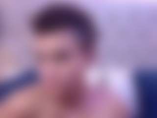 Live cam show with Liiamthompson - Naked on chickslive.net