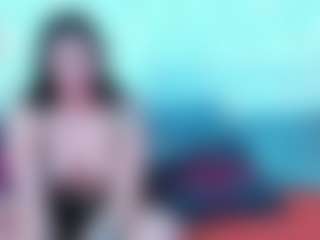 MonaLux's Live Sex Cam Show