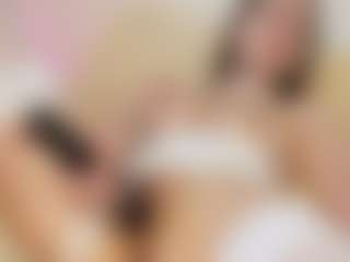 Live cam show with OhMyBelle - Smoking on xheatlive.com
