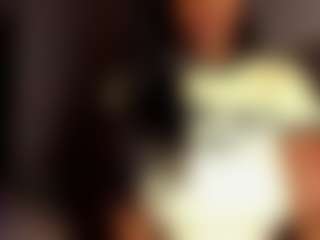 Cinnamoon's Live Sex Cam Show