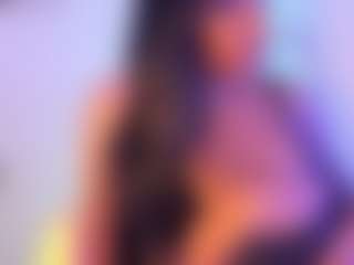 Cinnamoon's Live Sex Cam Show