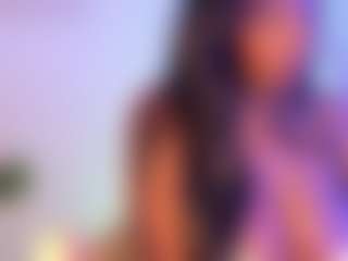 Cinnamoon's Live Sex Cam Show