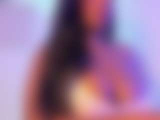Cinnamoon's Live Sex Cam Show