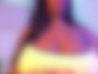 Live cam show with Cinnamoon - Ebony on Hubzter Live | colombia