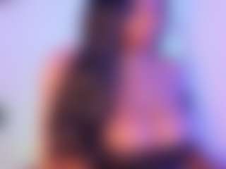 Live cam show with Cinnamoon - Ebony on sexylive.show | colombia