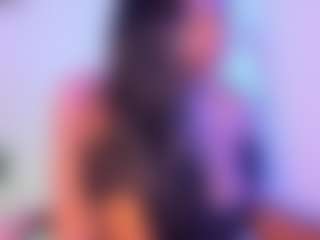 Cinnamoon's Live Sex Cam Show