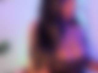 Cinnamoon's Live Sex Cam Show