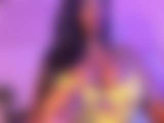 Cinnamoon's Live Sex Cam Show