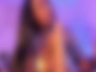 Live cam show with Cinnamoon - Ebony on Camsoda | colombia