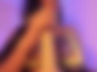 Live cam show with Cinnamoon - Ebony on UwU Esports | colombia