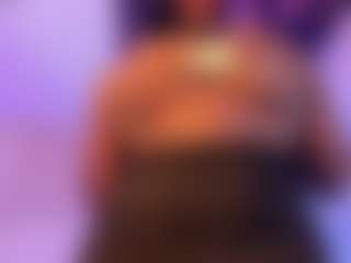 Cinnamoon's Live Sex Cam Show