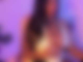 Cinnamoon-Natural Boobs's Live Sex Cam Show