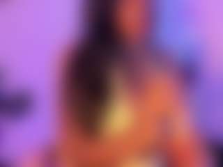 Cinnamoon-Natural Boobs's Live Sex Cam Show