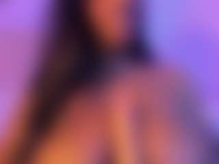 Cinnamoon-Natural Boobs's Live Sex Cam Show