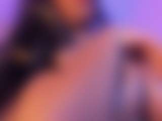 Cinnamoon-Natural Boobs's Live Sex Cam Show