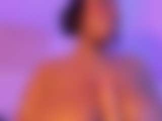 Cinnamoon-Natural Boobs's Live Sex Cam Show