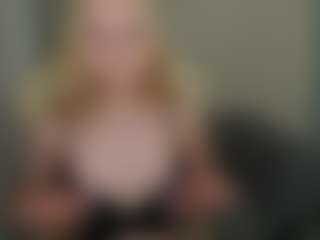 glossybabe's Live Sex Cam Show