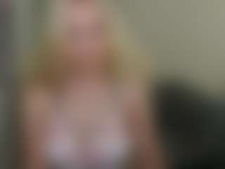 glossybabe's Live Sex Cam Show