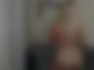 Live cam show with glossybabe - Genital Piercings on boobsie.com
