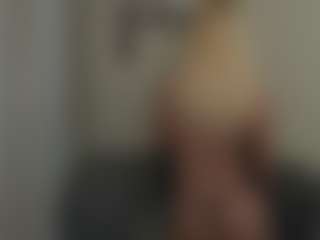 Live cam show with glossybabe - Genital Piercings on livesuperchat.net