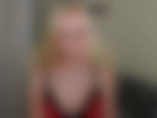 Live cam show with glossybabe - No Drinking on Camsoda