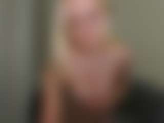 glossybabe's Live Sex Cam Show