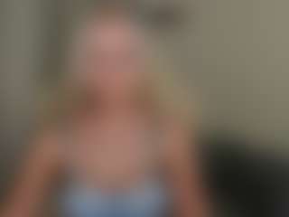 Live cam show with glossybabe - Genital Piercings on slutload