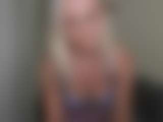 Live cam show with glossybabe - Genital Piercings on madthumbs