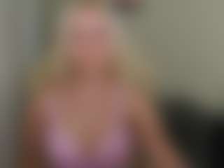 glossybabe's Live Sex Cam Show