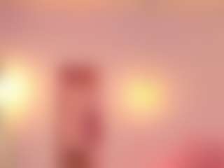 Live cam show with Maya Vexx - Shaved Pussy on Camsoda