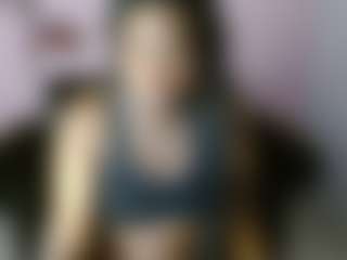Live cam show with aylany_brunett - Dirty Talk on Uber Horny