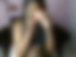 Live cam show with aylany_brunett - Skinny on Uber Horny