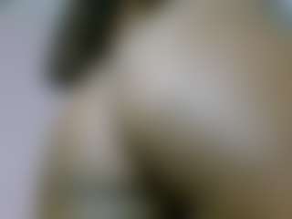 aylany_brunett's Live Sex Cam Show